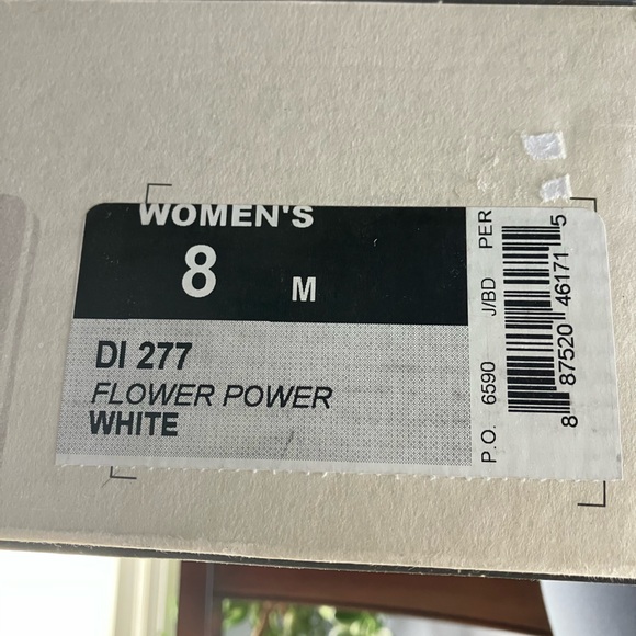 Dingo Floral Cowboy Boots - Picture 10 of 10